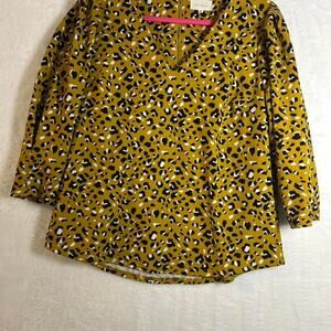 Melloday yellow leopard print top with 3/4 sleeves and zip up front. Size: L